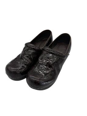 Croft & Barrow Black Croc Embossed Comfort Clogs Size 9M